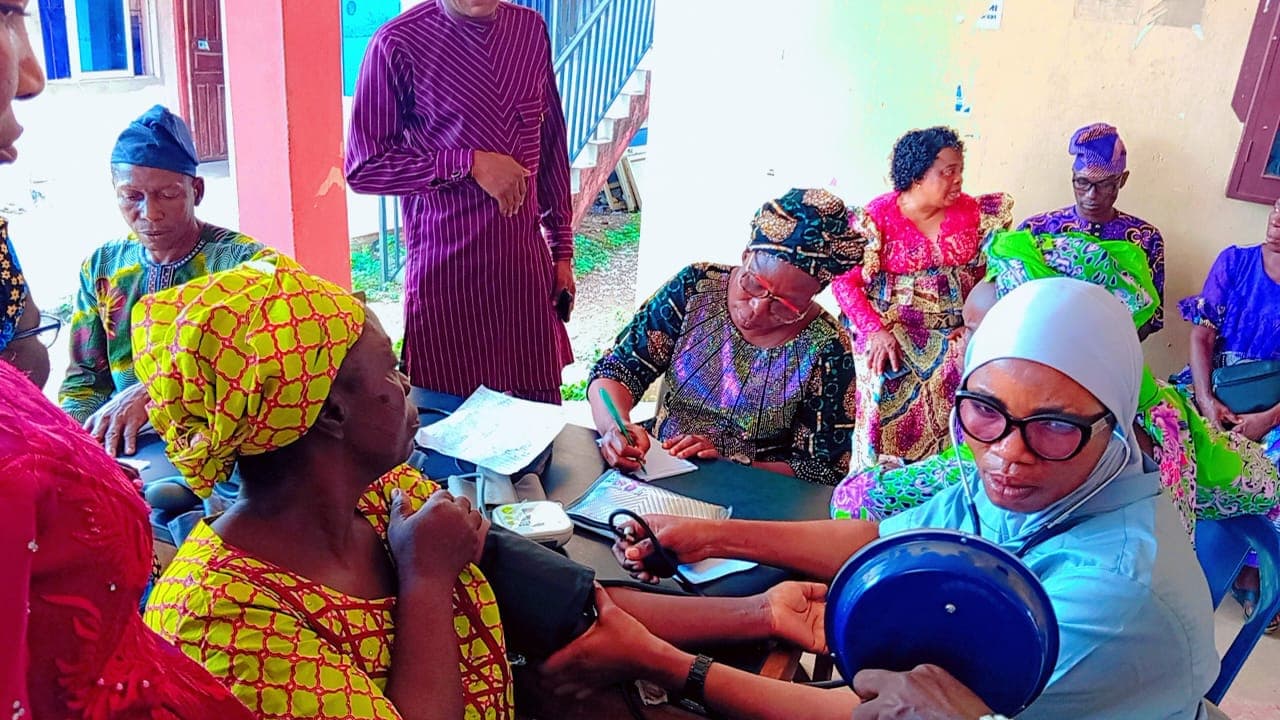 Mrs. Sanda Hosts Women’s Health Outreach, Free Medical Test
